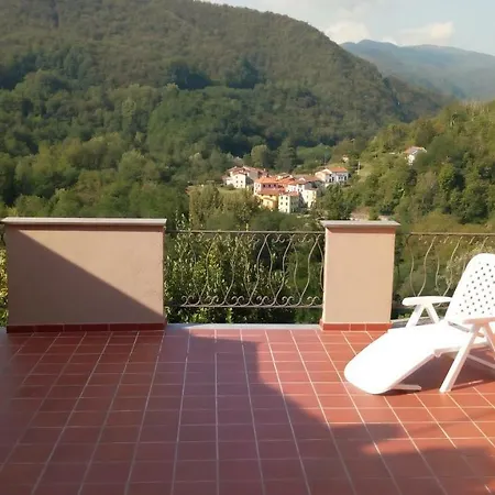 Il Gelsomino 3* Carrodano Inferiore