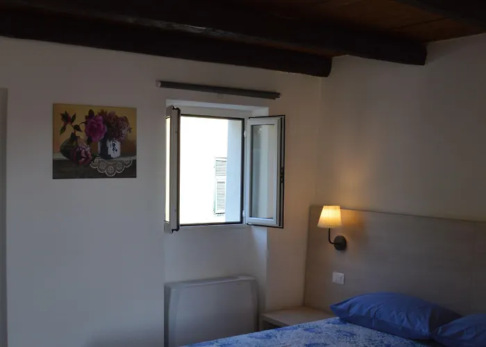 Il Gelsomino 3* Carrodano Inferiore